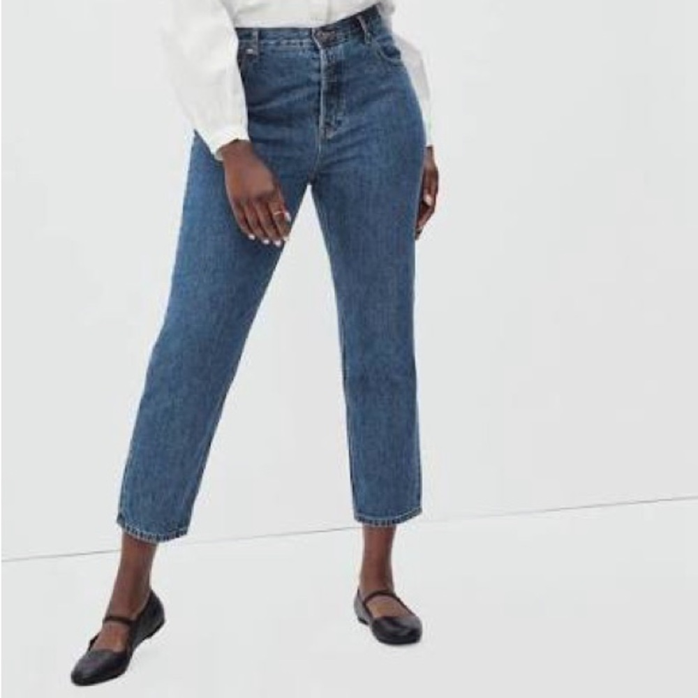 Everlane Curvy 90s Cheeky straight women’s jeans. size 33